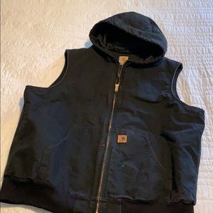 Never worn -men’s Carhartt cutoff/vest